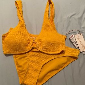 Cabana De Sol Bikini NWT